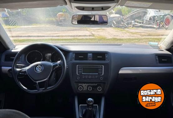 Autos - Volkswagen Vento Advance Summer 2016 Nafta 79000Km - En Venta