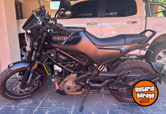 Motos - Husqvarna Svartpilen 401 2022 Nafta 4300Km - En Venta