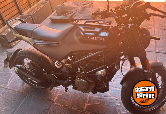 Motos - Husqvarna Svartpilen 401 2022 Nafta 4300Km - En Venta