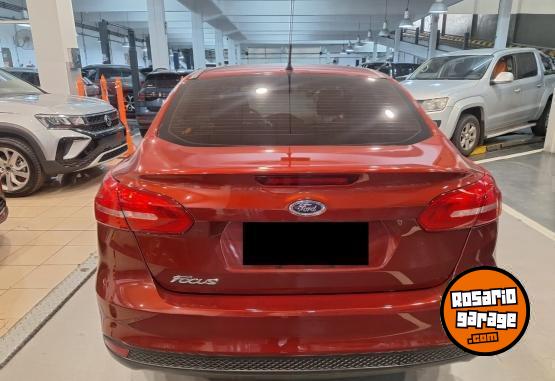 Autos - Ford FOCUS 1.6 S 4P 2017 Nafta 110000Km - En Venta