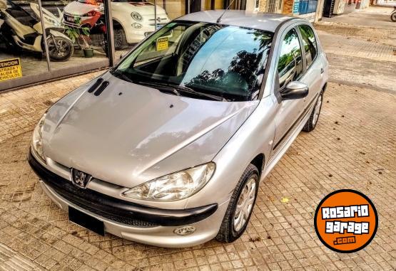 Autos - Peugeot 206 2005 Nafta 100000Km - En Venta