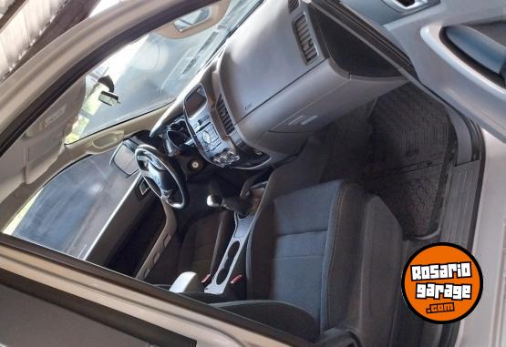 Camionetas - Ford Ranger Xlt 2019 GNC 80000Km - En Venta