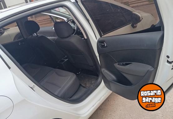 Autos - Peugeot 308 Allure+ 2017 Nafta 114000Km - En Venta