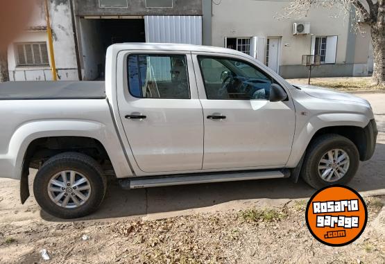 Camionetas - Volkswagen Amarok 2023 Diesel 45000Km - En Venta