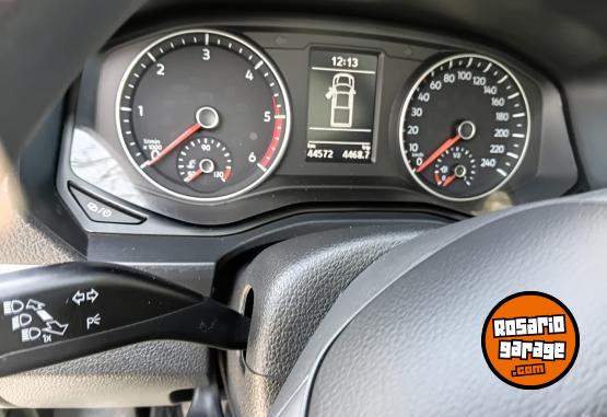 Camionetas - Volkswagen Amarok 2023 Diesel 45000Km - En Venta
