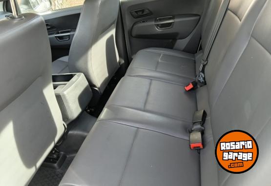 Camionetas - Volkswagen Amarok 2023 Diesel 45000Km - En Venta