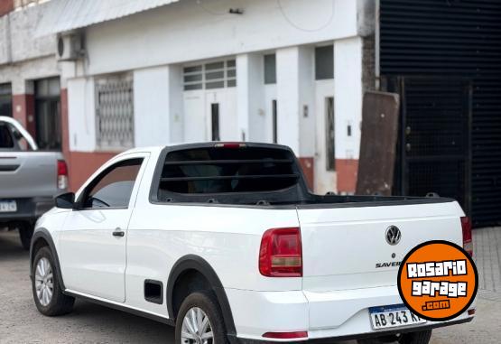 Camionetas - Volkswagen Saveiro C/simple Safety 2017 Nafta 123000Km - En Venta