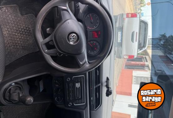 Camionetas - Volkswagen Saveiro C/simple Safety 2017 Nafta 123000Km - En Venta