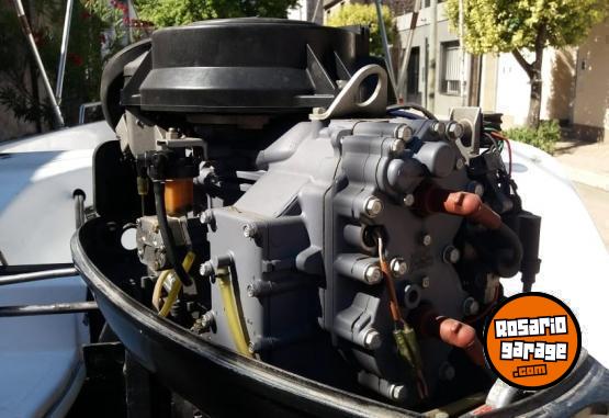 Embarcaciones - Arcoiris 5.20 con yamaha 40 hp 15 hs de uso todo 2004 - En Venta