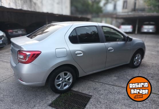 Autos - Renault Logan 2 privillege plus 2019 Nafta 99000Km - En Venta