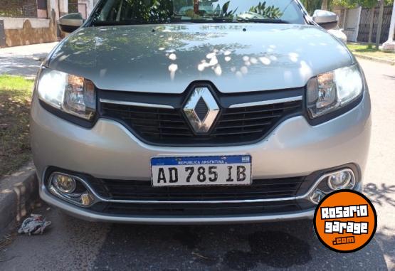Autos - Renault Logan 2 privillege plus 2019 Nafta 99000Km - En Venta