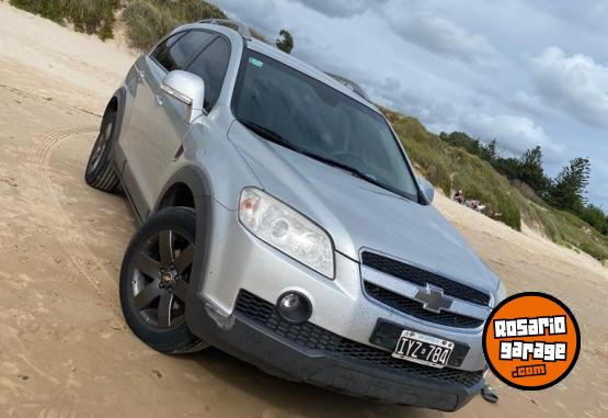 Camionetas - Chevrolet Captiva 2.0 LT 2010 Diesel 182000Km - En Venta