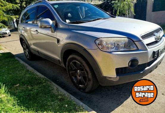 Camionetas - Chevrolet Captiva 2.0 LT 2010 Diesel 182000Km - En Venta