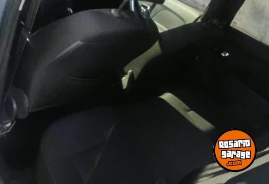 Autos - Renault Sandero Privilege 2015 GNC 125000Km - En Venta