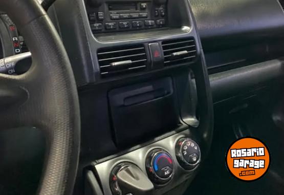 Camionetas - Honda CRV EX AT 4X4 2006 Nafta 210000Km - En Venta