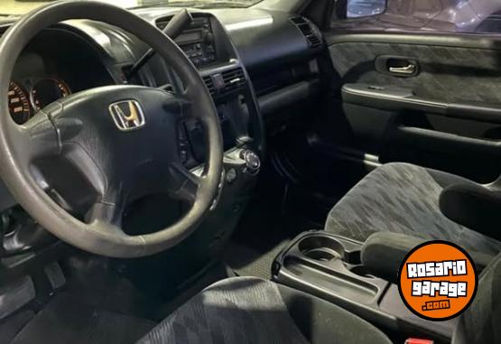 Camionetas - Honda CRV EX AT 4X4 2006 Nafta 210000Km - En Venta