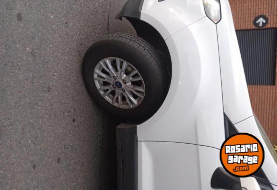 Camionetas - Ford Eco sport se 2016 Nafta 82000Km - En Venta