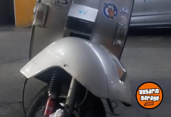 Motos - Vespa 2000 2000 Nafta 13800Km - En Venta