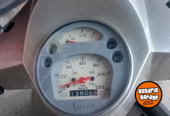 Motos - Vespa 2000 2000 Nafta 13800Km - En Venta