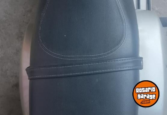 Motos - Vespa 2000 2000 Nafta 13800Km - En Venta