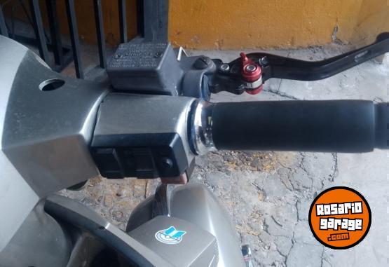 Motos - Vespa 2000 2000 Nafta 13800Km - En Venta