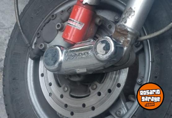 Motos - Vespa 2000 2000 Nafta 13800Km - En Venta