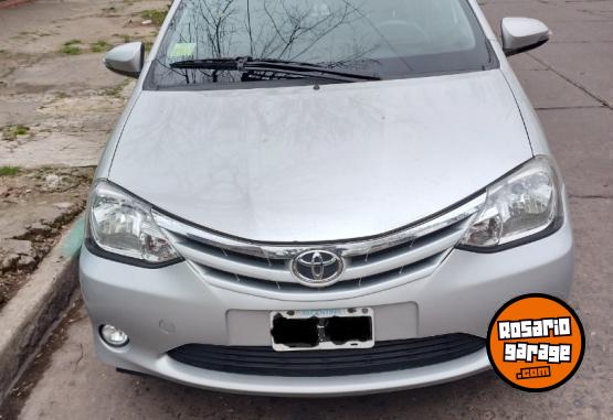 Autos - Toyota 2015 xls 2015 Nafta 182000Km - En Venta
