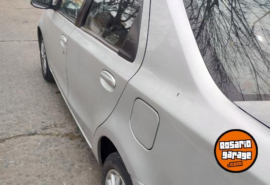 Autos - Toyota 2015 xls 2015 Nafta 182000Km - En Venta