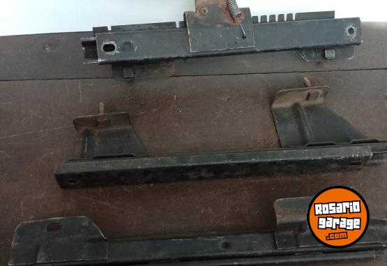 Accesorios para Autos - CORREDERA DE ASIENTO-FORD TAUNUS O JEEP - En Venta