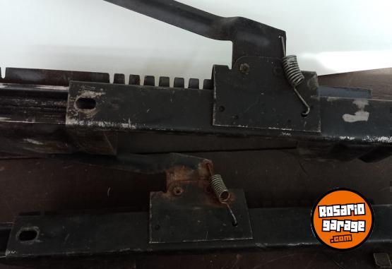 Accesorios para Autos - CORREDERA DE ASIENTO-FORD TAUNUS O JEEP - En Venta