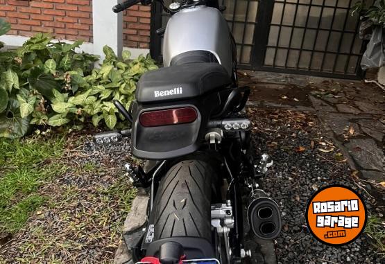 Motos - Benelli Leoncino 2022 Nafta 6200Km - En Venta