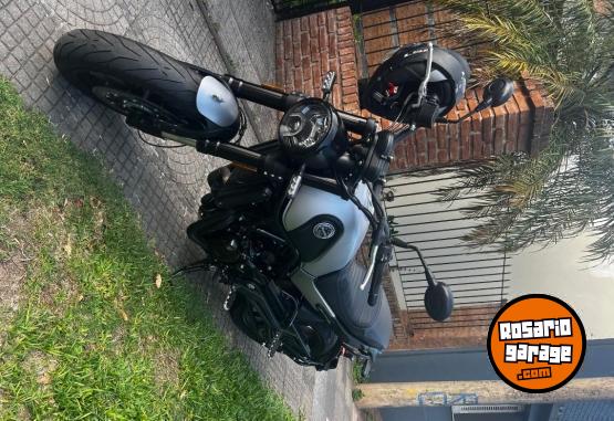 Motos - Benelli Leoncino 2022 Nafta 7000Km - En Venta