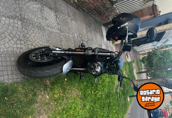 Motos - Benelli Leoncino 2022 Nafta 7000Km - En Venta