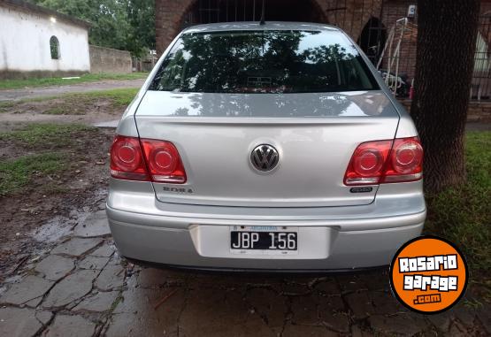 Autos - Volkswagen Bora 2010 GNC 122000Km - En Venta