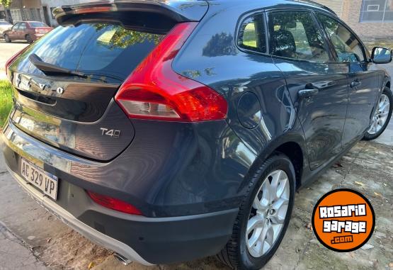Autos - Volvo V40 2018 Nafta 130000Km - En Venta