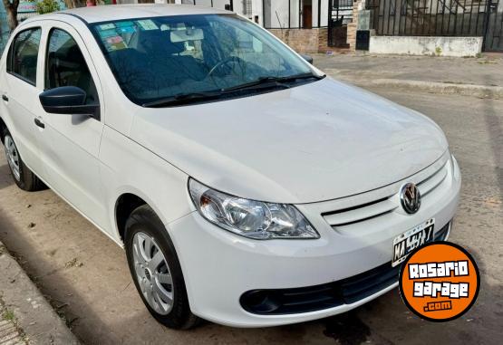 Autos - Volkswagen Voyage 2013 Nafta 100000Km - En Venta