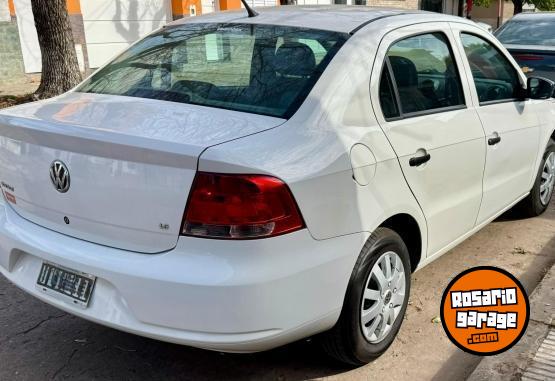 Autos - Volkswagen Voyage 2013 Nafta 100000Km - En Venta