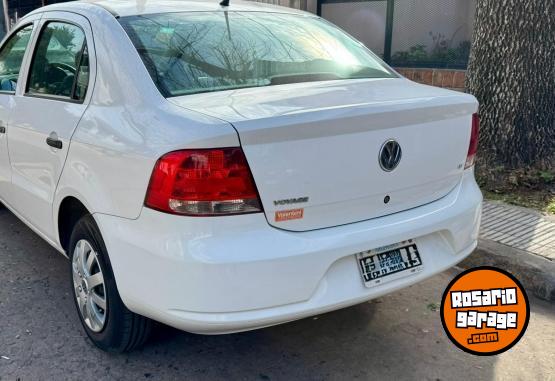 Autos - Volkswagen Voyage 2013 Nafta 100000Km - En Venta