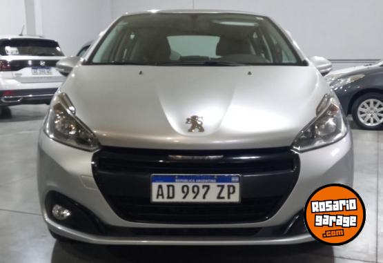 Autos - Peugeot 208 2019 Nafta 80000Km - En Venta