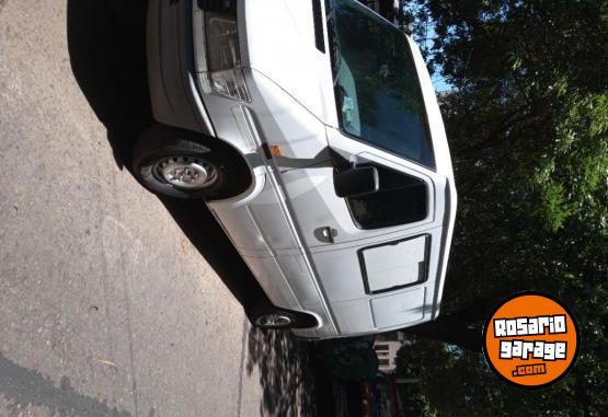 Utilitarios - Mercedes Benz Sprinter furgón 2000 Diesel 350000Km - En Venta