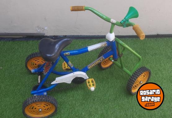 Artculos para beb - Cuatriciclo a pedal - En Venta