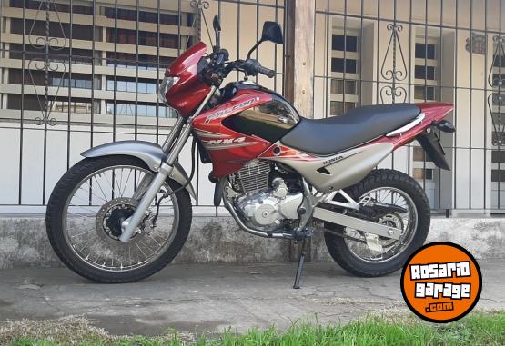Motos - Honda Falcon 400 2013 Nafta 5100Km - En Venta