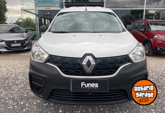 Utilitarios - Renault Kangoo Express Confort 2023 Nafta 24000Km - En Venta