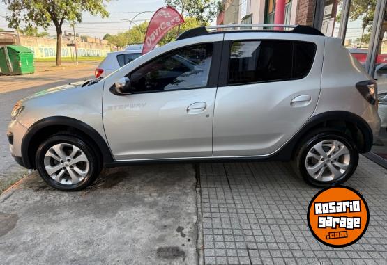 Autos - Renault Sandero Stepway Priveleg. 2016 Nafta 140000Km - En Venta