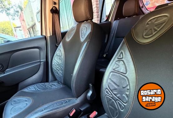 Autos - Renault Sandero Stepway Priveleg. 2016 Nafta 140000Km - En Venta