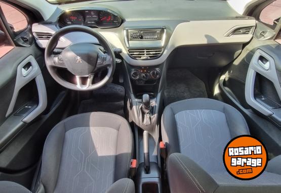 Autos - Peugeot 208 active 1.5N 2017 Nafta 115000Km - En Venta