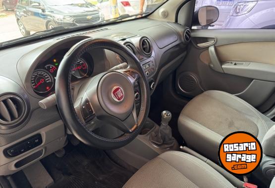 Autos - Fiat Palio Essence 1.6 2014 Nafta 148000Km - En Venta