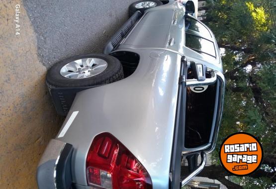 Camionetas - Toyota Hilux srv 2018 Diesel 84968Km - En Venta
