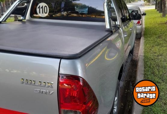 Camionetas - Toyota Hilux srv 2018 Diesel 84968Km - En Venta