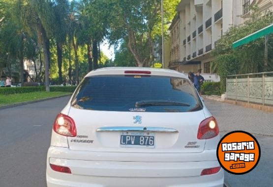 Autos - Peugeot 207 Xr Active 2012 Nafta 81000Km - En Venta